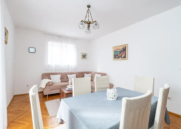 Apartment Srecko