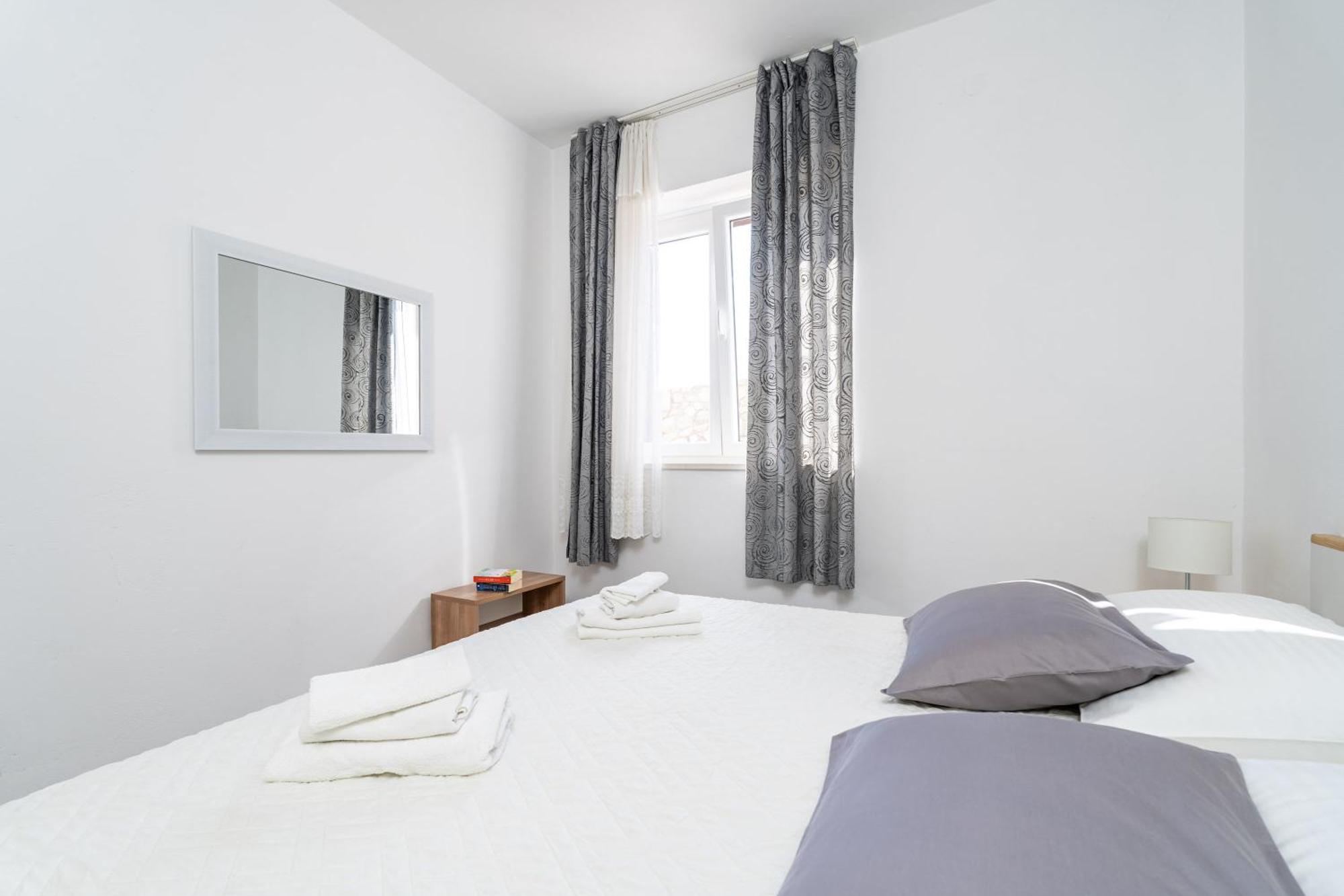 Apartment Srecko *